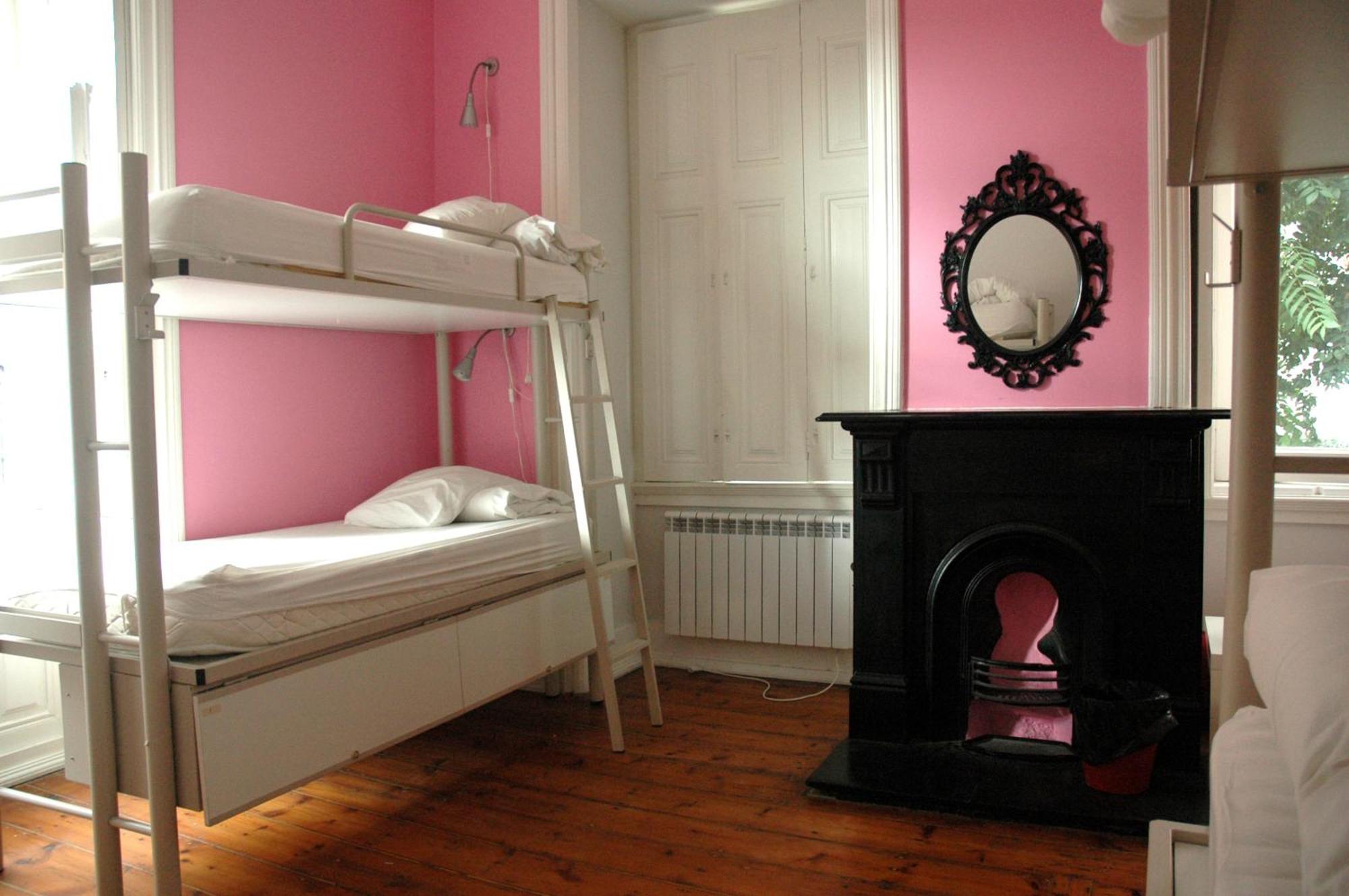 Safestay Lisbon Bairro Alto Oda fotoğraf